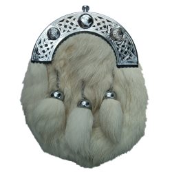 White Fur Sporran with Knotwork Cantle